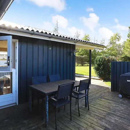 Holiday Lxx Holiday home Hals