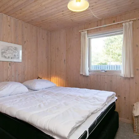 Holiday Lxx Holiday home Hals