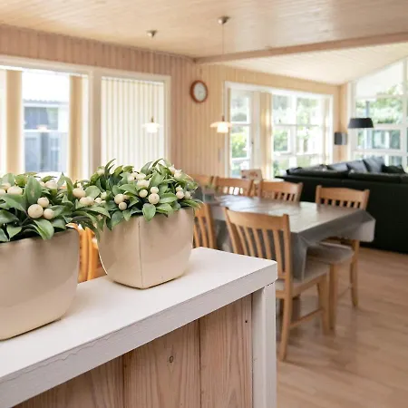 Holiday Lxx Holiday home